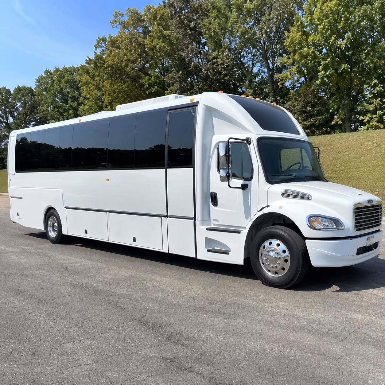 Miami Gardens Birthday, Sweet 16, & Quinceañera Party Bus Rentals
